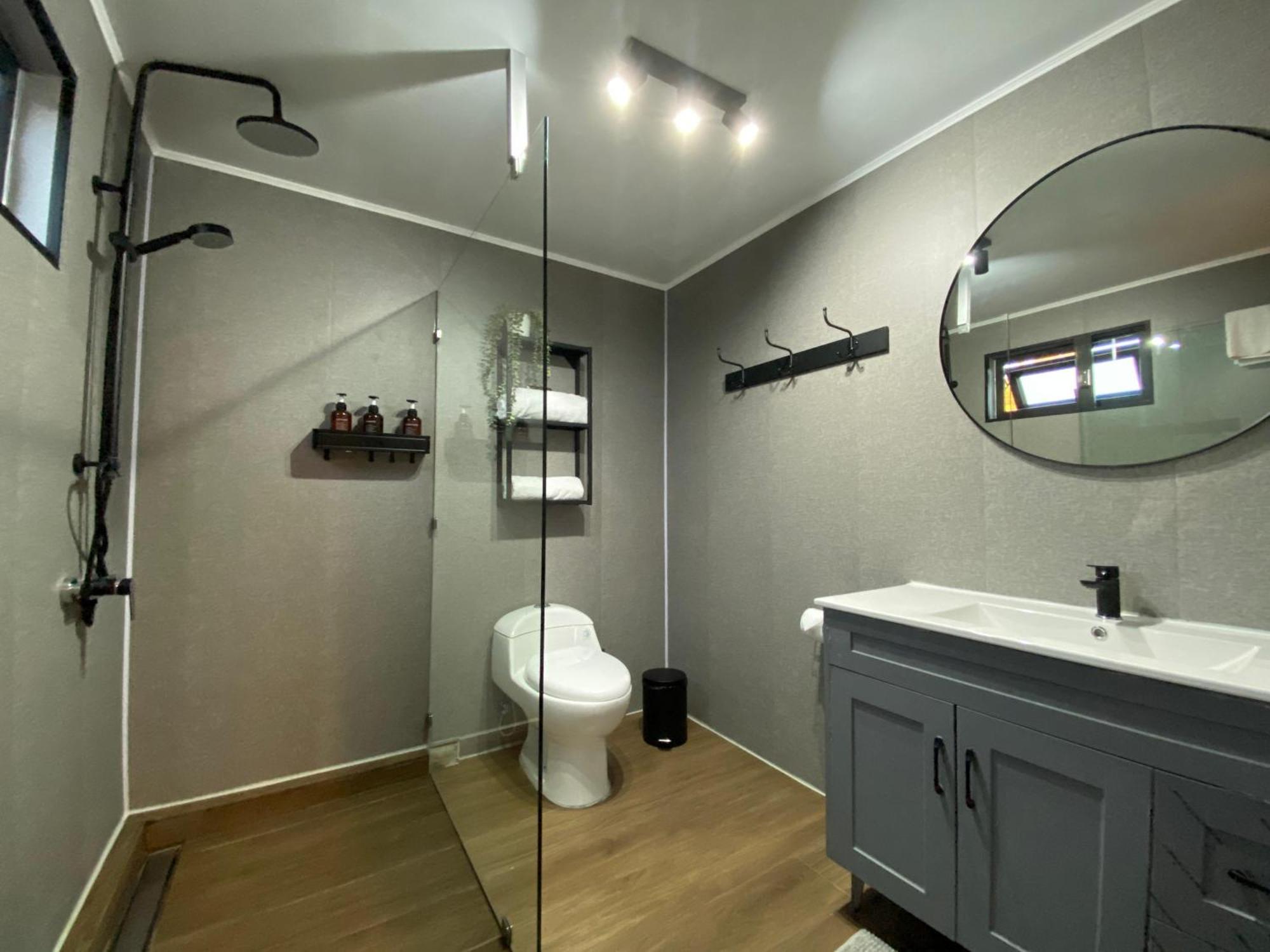 Hotel Boutique 501 ลอสอังเคเลส ภายนอก รูปภาพ